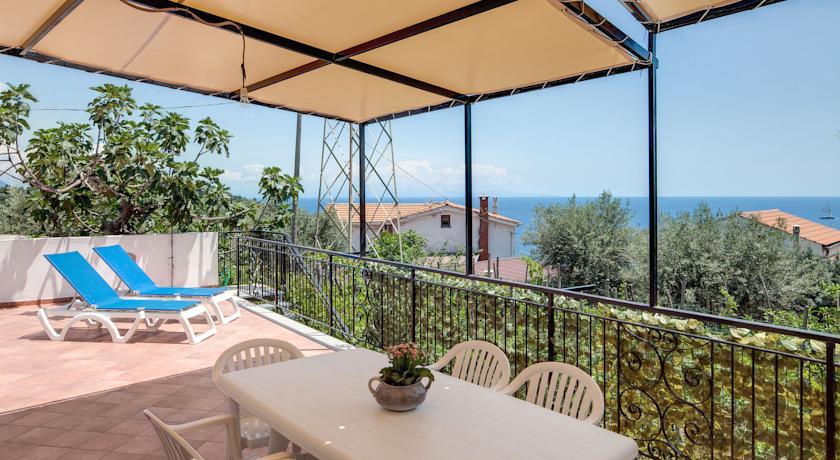 Matisse Nerano By Gocce Daire Marina del Cantone Oda fotoğraf